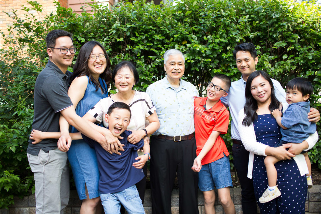Extended family Grandparents photography session